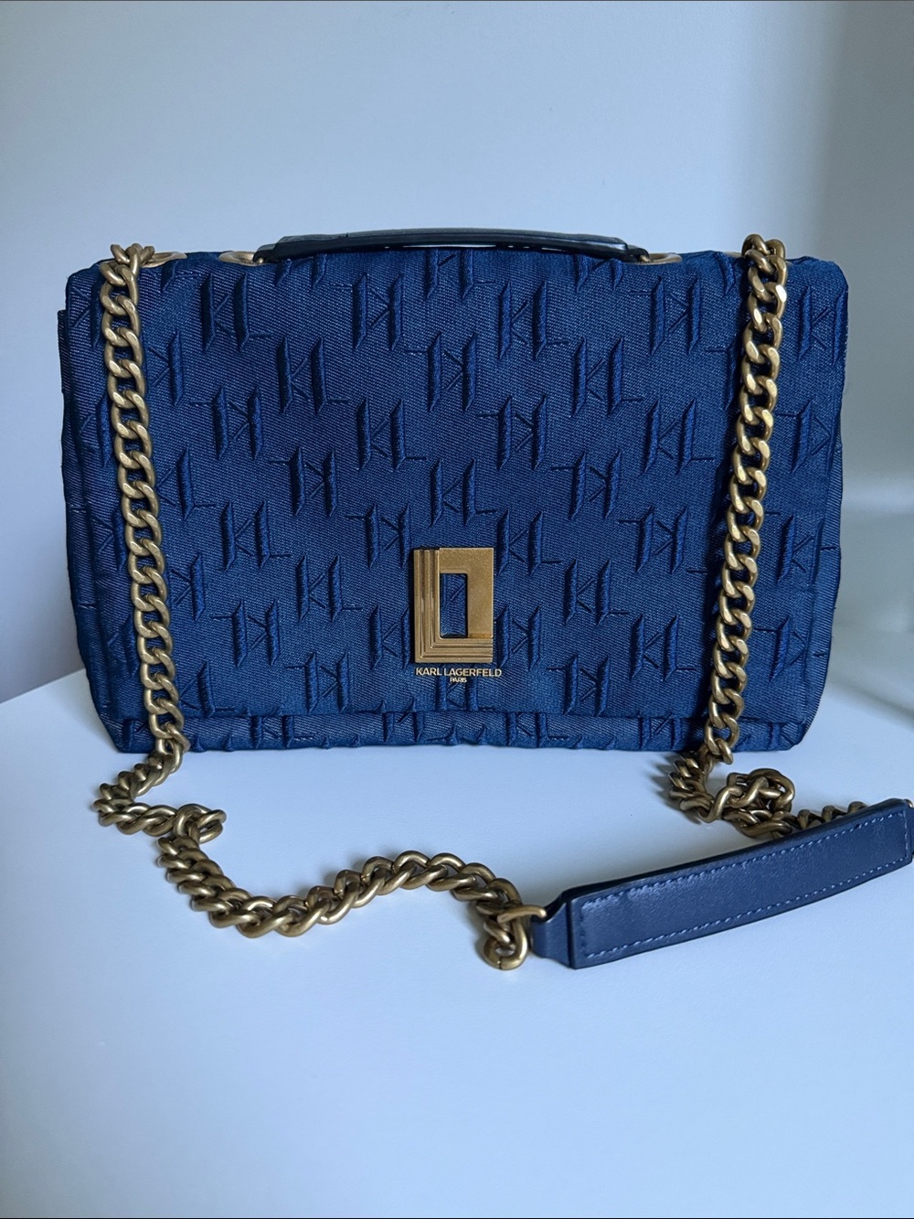 Karl Lagerfeld Lafayette Shoulder Bag In Dark Denim